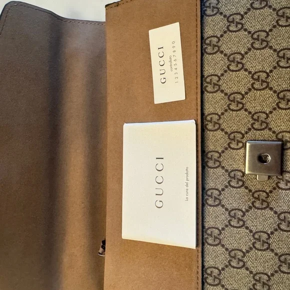 Gucci Beige and Tan Crossbody Bag with Silver Accents - Picture 2 of 7